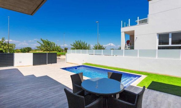Nouvelle construction - Quad House -
Daya Nueva - Centro