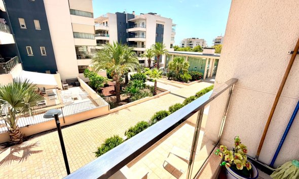 Revente - Apartment -
Orihuela Costa - Costa Blanca