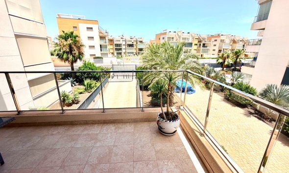 Revente - Apartment -
Orihuela Costa - Costa Blanca