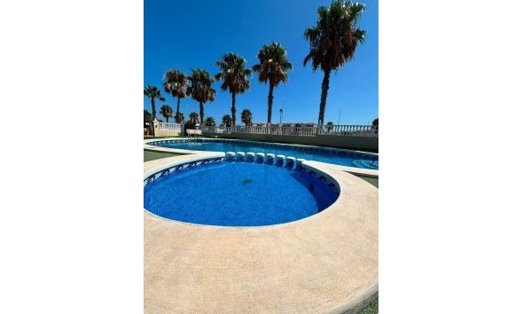 Revente - Villa -
Orihuela Costa - Lomas de Cabo Roig