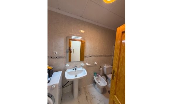 Revente - Apartment -
Torrevieja - Acequion