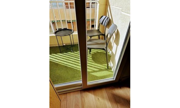 Revente - Apartment -
Torrevieja - Centro