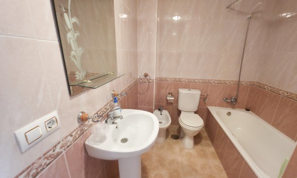 Revente - Apartment -
Villamartin - Costa Blanca
