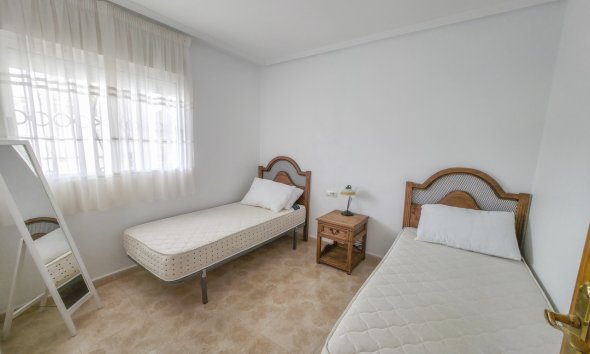 Revente - Apartment -
Villamartin - Costa Blanca