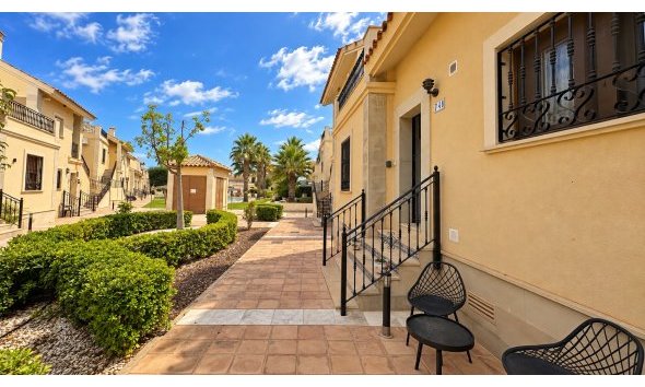 Revente - Town House -
La Finca Golf Resort - Inland