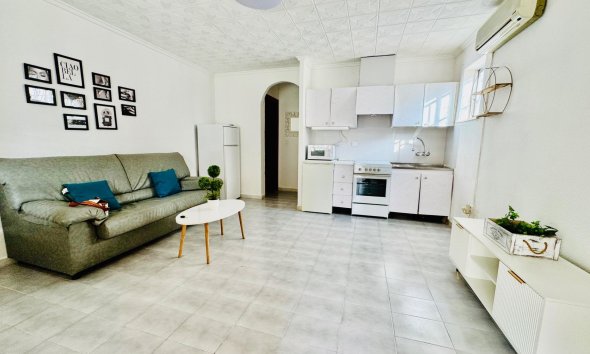 Revente - Town House -
Torrevieja - La Siesta - El Salado - Torreta