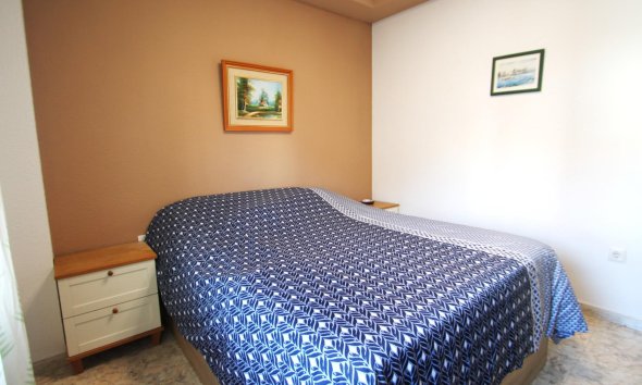 Revente - Apartment -
Torrevieja - Playa De Los Naufragos