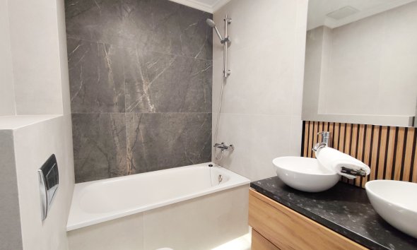 Revente - Apartment -
Torrevieja - Costa Blanca