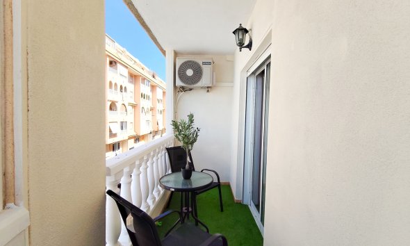 Revente - Apartment -
Torrevieja - Costa Blanca