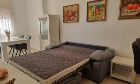 Revente - Apartment -
Torrevieja - Playa de los Locos
