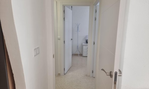 Revente - Apartment -
Torrevieja - Playa de los Locos