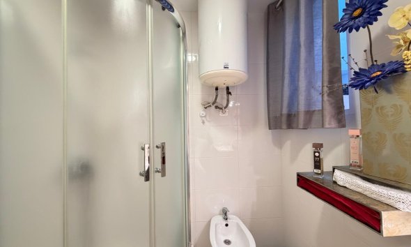Revente - Apartment -
Torrevieja - Paseo Maritimo