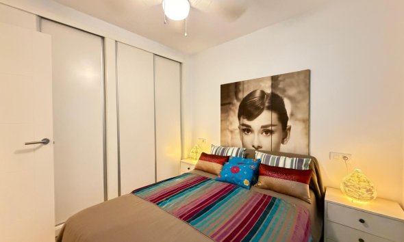 Revente - Apartment -
Torrevieja - Paseo Maritimo