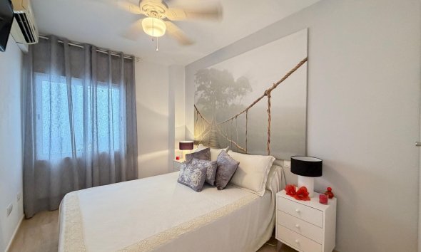 Revente - Apartment -
Torrevieja - Paseo Maritimo