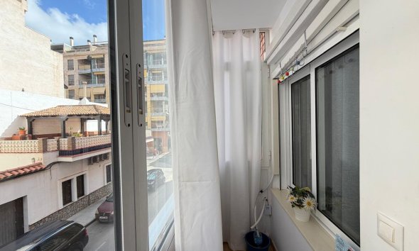 Revente - Apartment -
Torrevieja - Paseo Maritimo