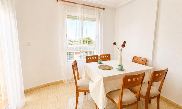 Revente - Apartment -
Torrevieja - Parque de las Naciones