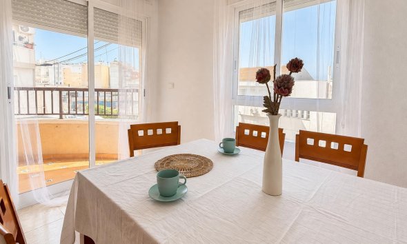 Revente - Apartment -
Torrevieja - Parque de las Naciones