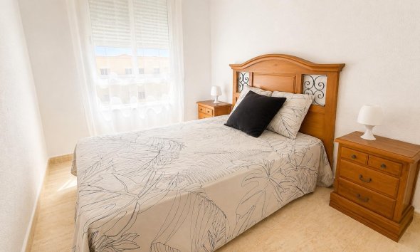 Revente - Apartment -
Torrevieja - Parque de las Naciones