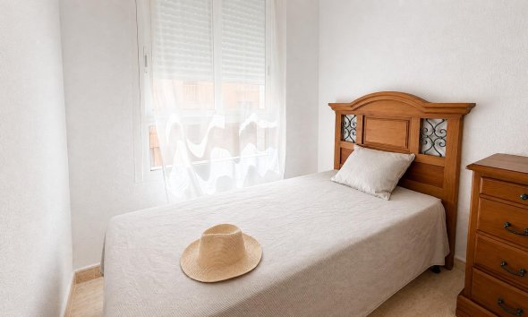 Revente - Apartment -
Torrevieja - Parque de las Naciones
