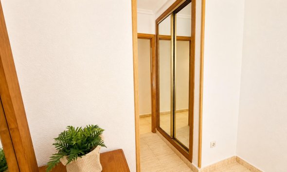 Revente - Apartment -
Torrevieja - Parque de las Naciones