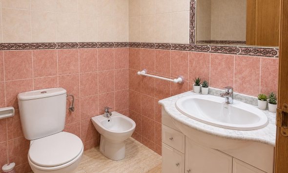 Revente - Apartment -
Torrevieja - Parque de las Naciones