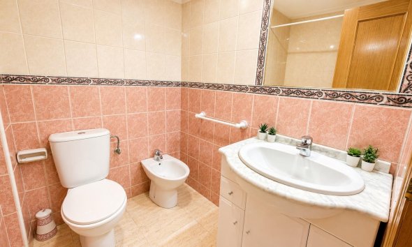 Revente - Apartment -
Torrevieja - Parque de las Naciones