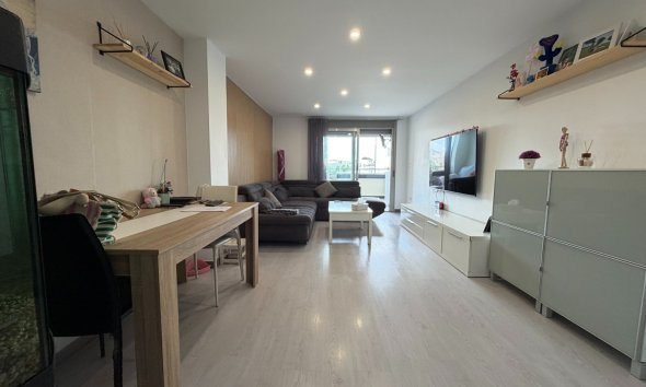 Revente - Apartment -
Jacarilla - Inland
