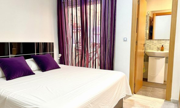 Revente - Apartment -
Torrevieja - El Molino