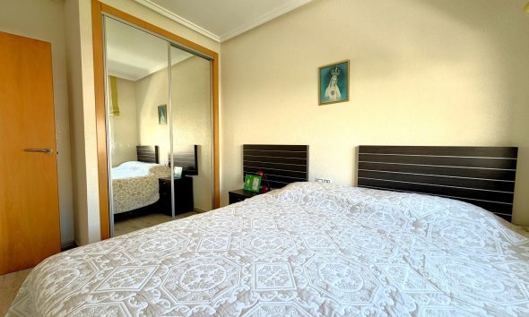 Revente - Apartment -
Torrevieja - El Molino