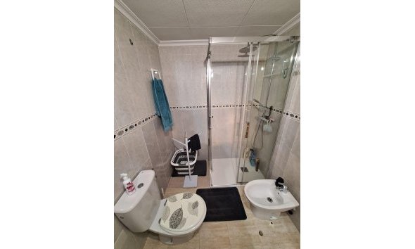 Revente - Apartment -
Torrevieja - Estacion De Autobuses