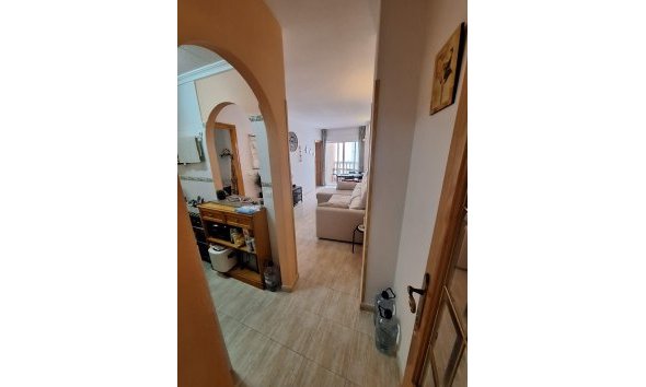 Revente - Apartment -
Torrevieja - Estacion De Autobuses