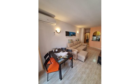 Revente - Apartment -
Torrevieja - Estacion De Autobuses