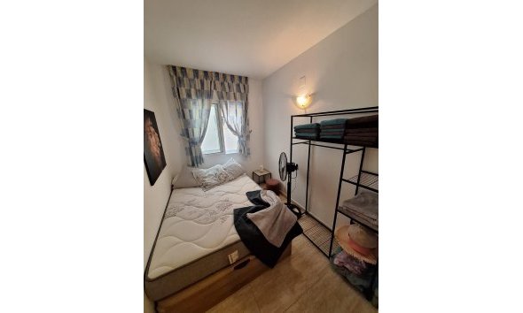 Revente - Apartment -
Torrevieja - Estacion De Autobuses