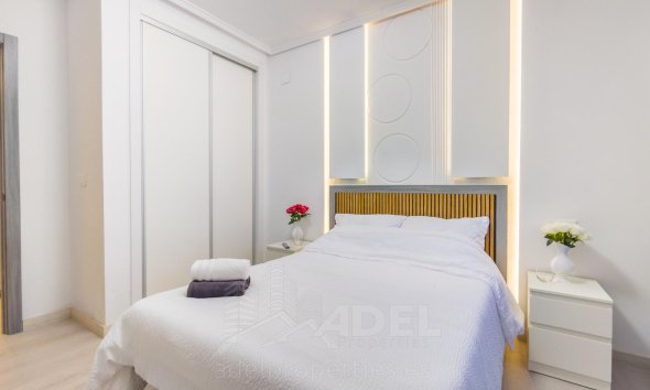 Revente - Apartment -
Torrevieja - Parque de las Naciones