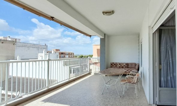 Resale - Penthouse -
Torrevieja - Playa De Los Naufragos
