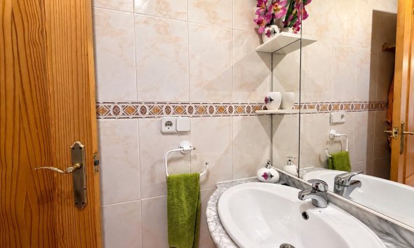 Revente - Apartment -
Torrevieja - Nueva Torrevieja