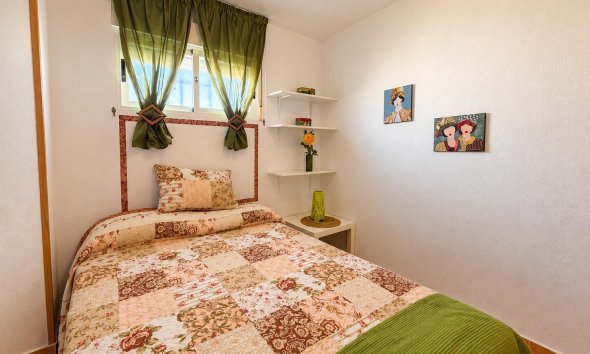 Revente - Apartment -
Torrevieja - Nueva Torrevieja