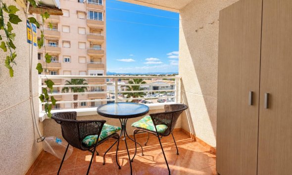 Revente - Apartment -
Torrevieja - Nueva Torrevieja