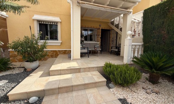 Reventa - Bungalow -
Orihuela Costa - Los Dolses