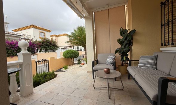 Reventa - Bungalow -
Orihuela Costa - Los Dolses