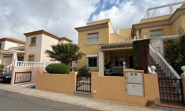 Reventa - Bungalow -
Orihuela Costa - Los Dolses