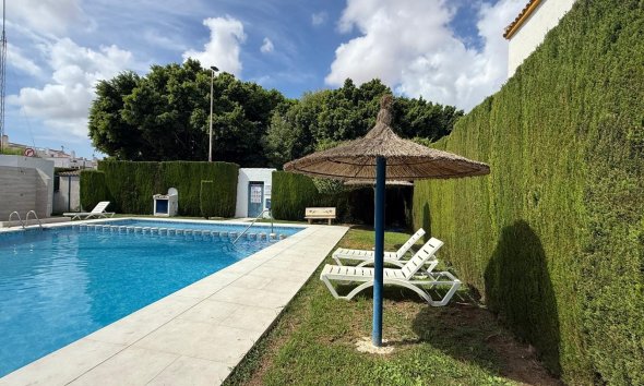 Reventa - Bungalow -
Torrevieja - La Siesta - El Salado - Torreta