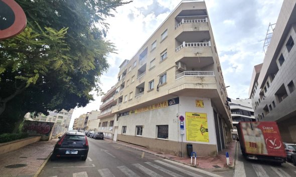 Reventa - Apartment -
Torrevieja - La Mata Pueblo