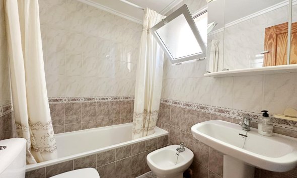 Reventa - Apartment -
Torrevieja