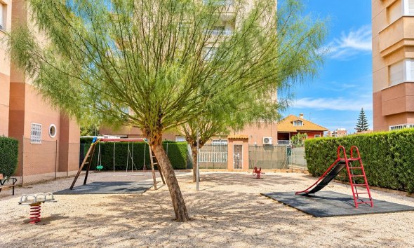 Reventa - Apartment -
Torrevieja