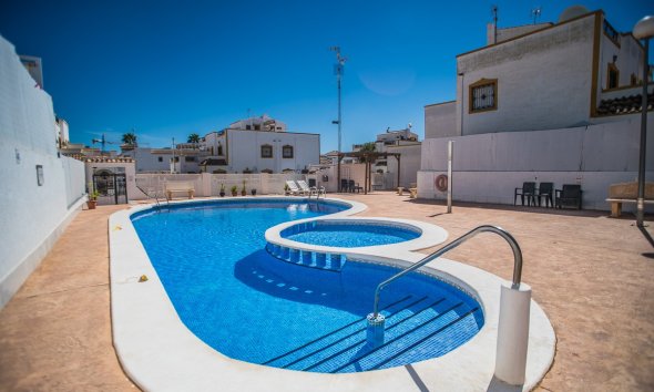Revente - Villa -
Vistabella Golf Entre Naranjos - Inland