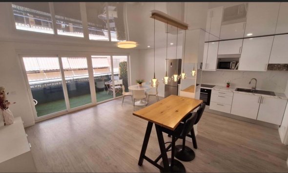Revente - Apartment -
Torrevieja - Playa Acecion