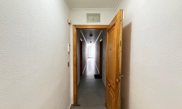 Revente - Apartment -
Torrevieja - Playa del Cura