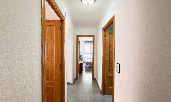 Revente - Apartment -
Torrevieja - Playa del Cura