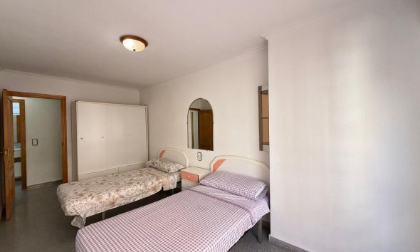 Revente - Apartment -
Torrevieja - Playa del Cura